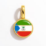 Charm - Flag Round – Gold